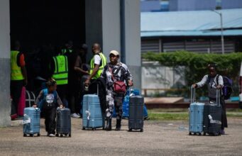 Home Affairs repatriates 586 Nigerian nationals Nigerian
